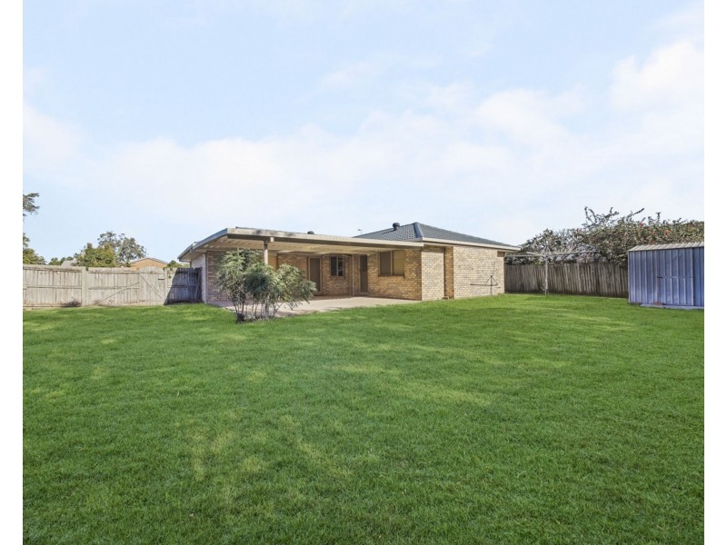 18 Perak Court, Tanah Merah QLD 4128