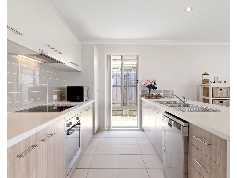 3 Oasis Court, Marsden QLD 4132