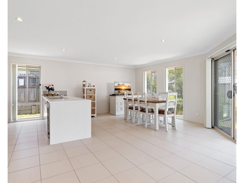 3 Oasis Court, Marsden QLD 4132