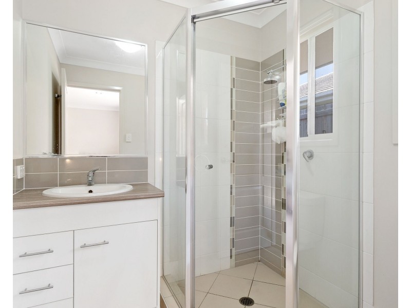 3 Oasis Court, Marsden QLD 4132