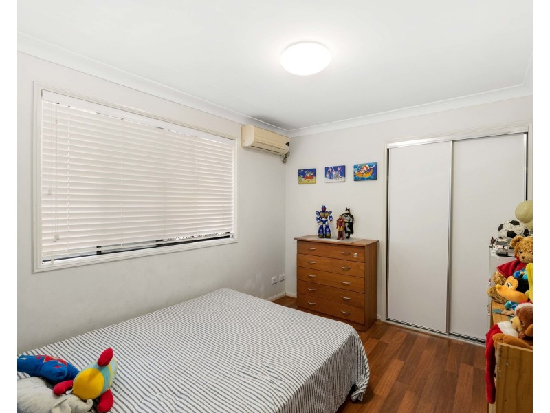 44 Girraween Crescent, Parkinson QLD 4115