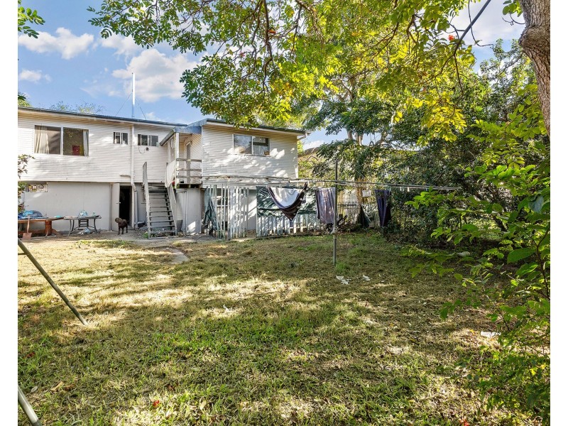 33 Myra Street, Kingston QLD 4114