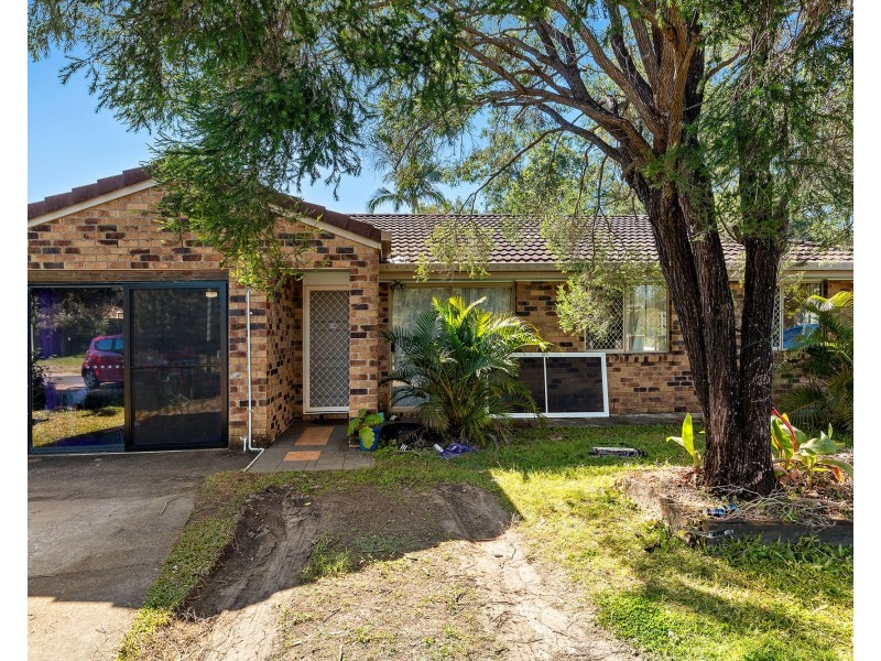 28 Dowling Crescent, Eagleby QLD 4207