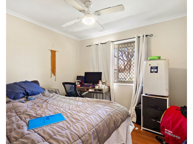 28 Dowling Crescent, Eagleby QLD 4207