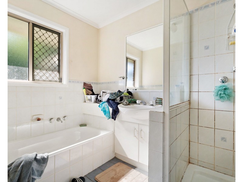 28 Dowling Crescent, Eagleby QLD 4207