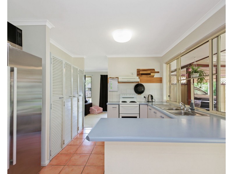 71 Springlands Drive, Slacks Creek QLD 4127