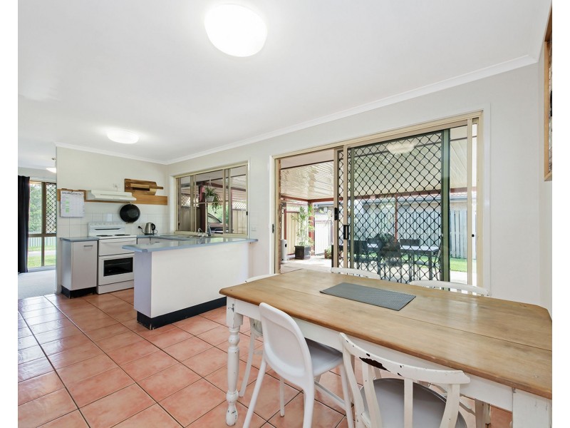 71 Springlands Drive, Slacks Creek QLD 4127