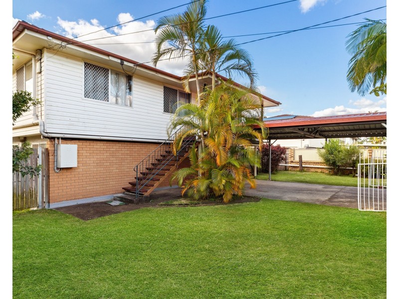 12 Maple Street, Kingston QLD 4114