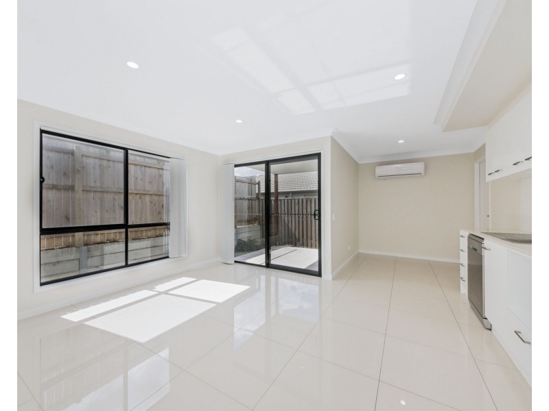 46 Miamax Place, Logan Reserve QLD 4133