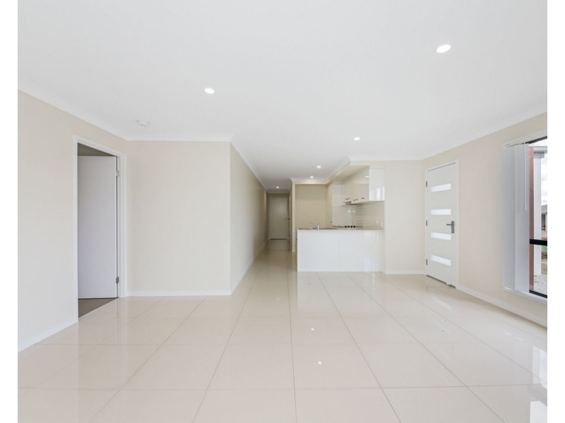 46 Miamax Place, Logan Reserve QLD 4133