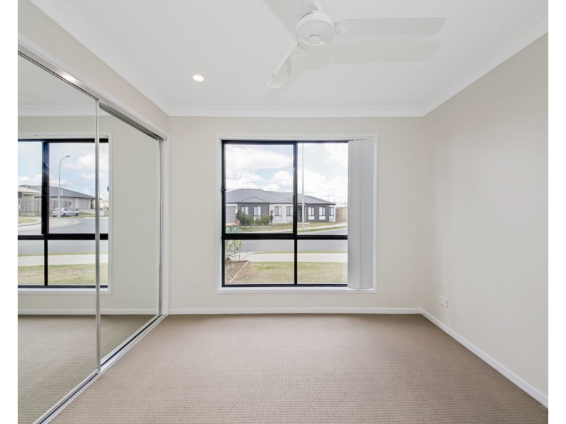 46 Miamax Place, Logan Reserve QLD 4133