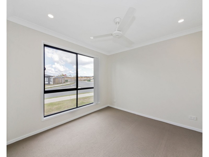 46 Miamax Place, Logan Reserve QLD 4133