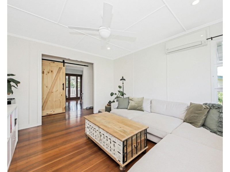 8 Dowrie Street, Upper Mount Gravatt QLD 4122