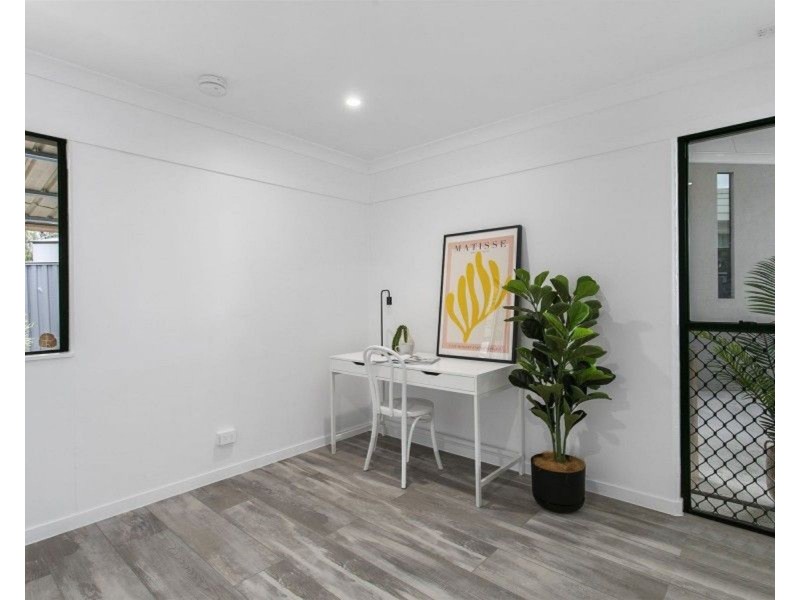 15B Oleander Street, Daisy Hill QLD 4127