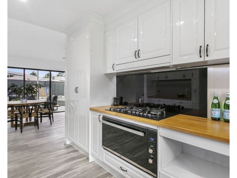 15B Oleander Street, Daisy Hill QLD 4127