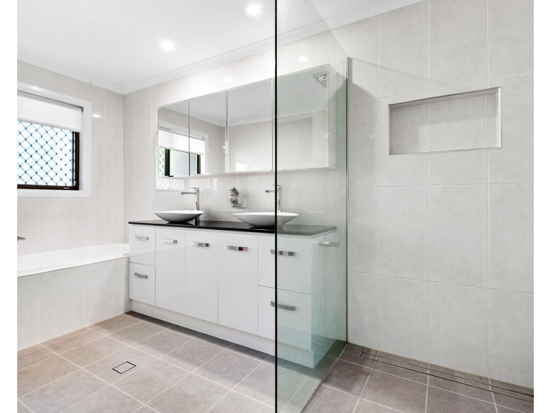 6 McCormack Court, Rochedale South QLD 4123