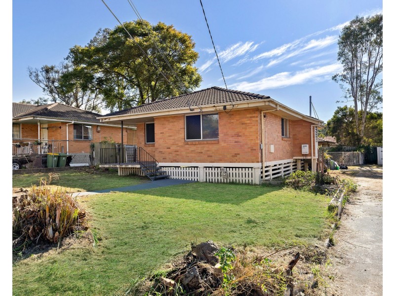 8 Caesar Street, Kingston QLD 4114