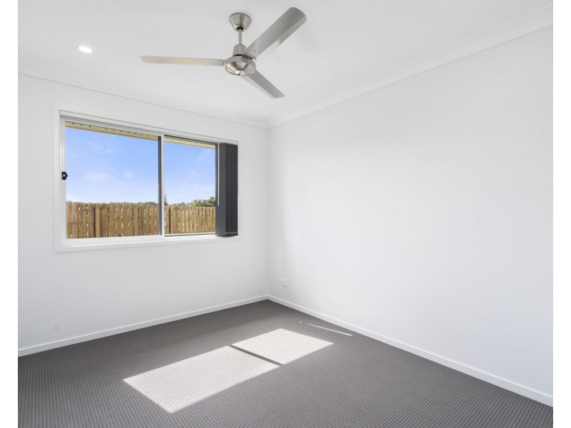 10 Sugar Maple Drive, Park Ridge QLD 4125