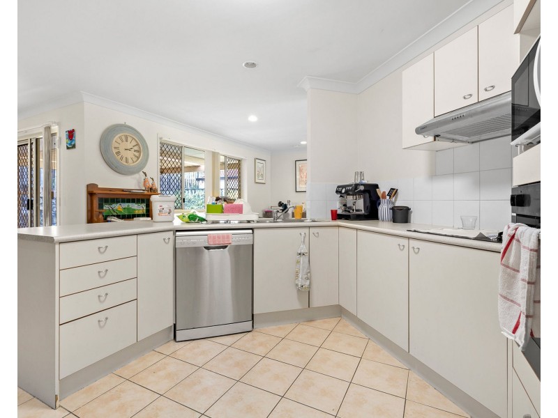 9 Doyle Place, The Gap QLD 4061