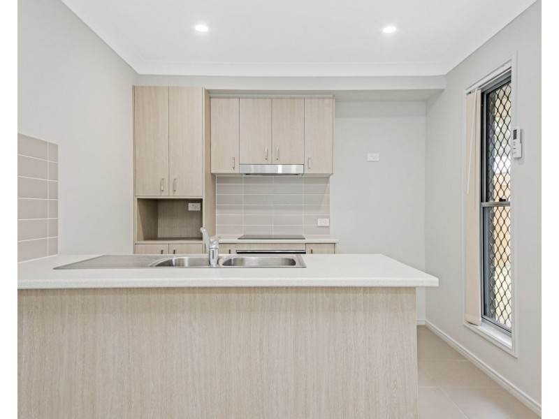 2/19 Crisci Street, Marsden QLD 4132