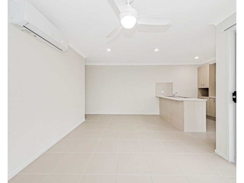 2/19 Crisci Street, Marsden QLD 4132