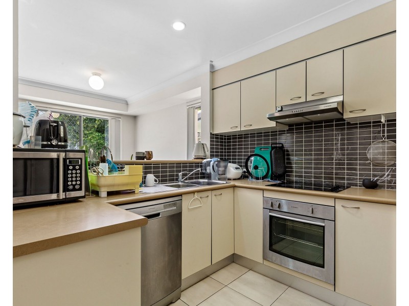 83/2311 Logan Road, Eight Mile Plains QLD 4113