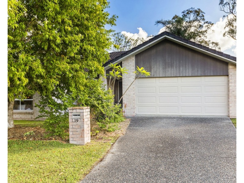 19 Shelley Avenue, Mount Warren Park QLD 4207
