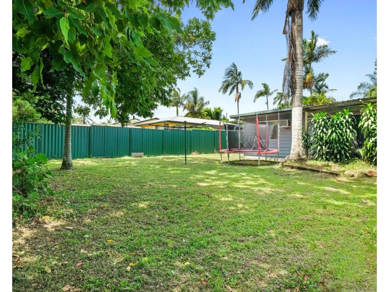 15 Peppermint Street, Crestmead QLD 4132