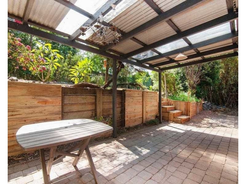22 Drake Road, Springwood QLD 4127
