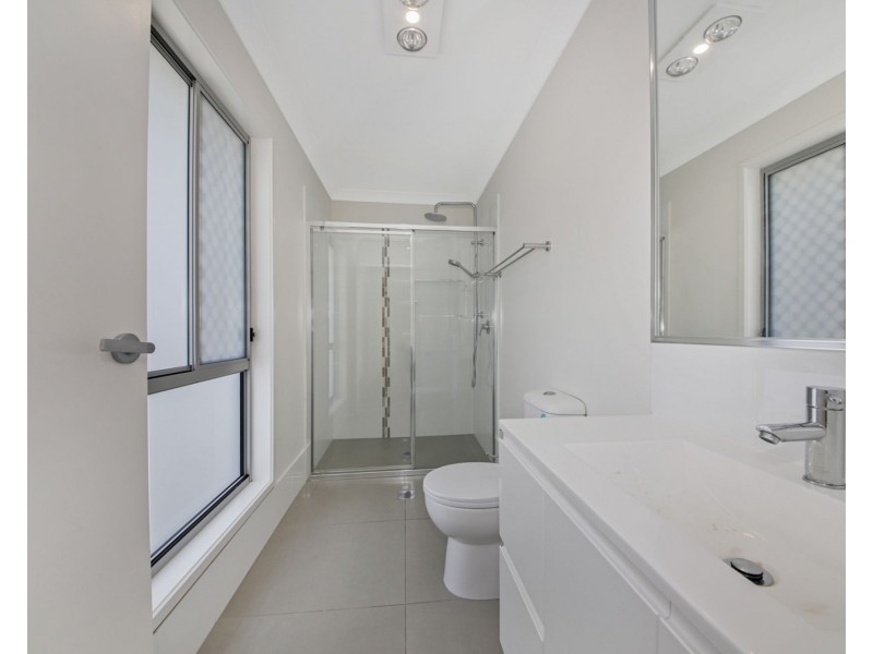 15 Darrau Avenue, Yarrabilba QLD 4207