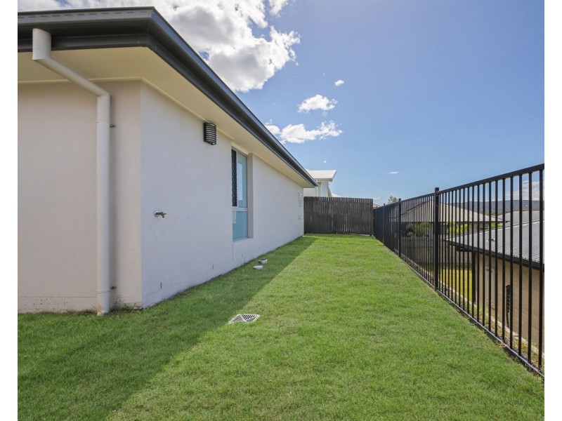 15 Darrau Avenue, Yarrabilba QLD 4207