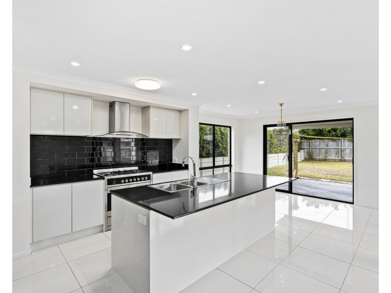 43 Tallwoods Circuit, Yarrabilba QLD 4207