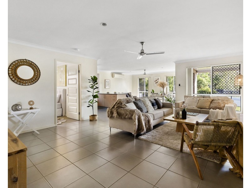 19 Shelley Avenue, Mount Warren Park QLD 4207