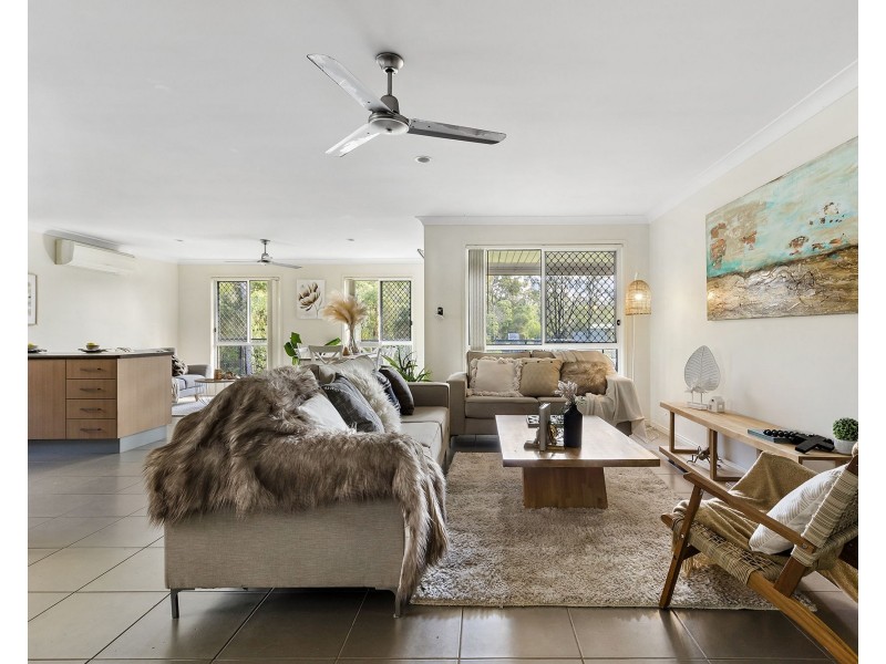 19 Shelley Avenue, Mount Warren Park QLD 4207