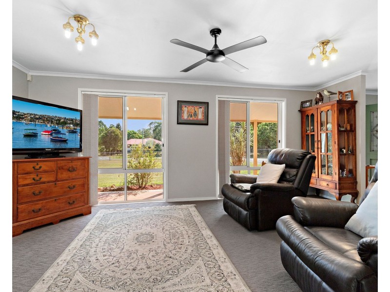 60-62 Sandaver Crescent, Cedar Grove QLD 4285