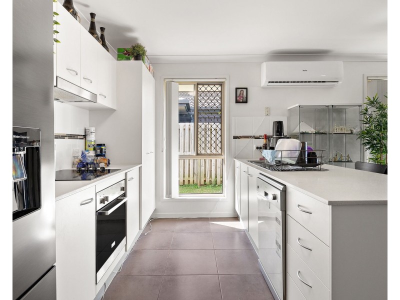 48 Sunridge Circuit, Bahrs Scrub QLD 4207