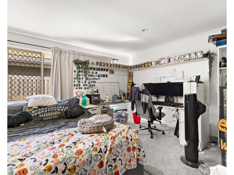 48 Sunridge Circuit, Bahrs Scrub QLD 4207