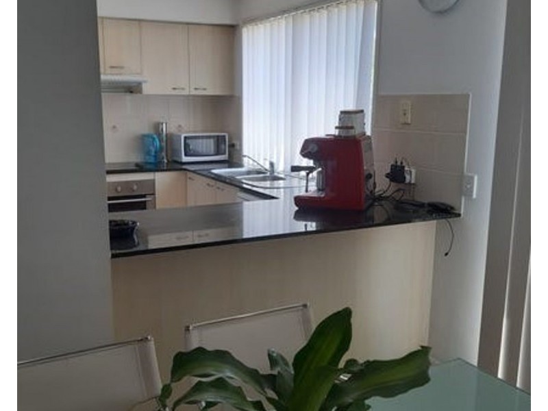 13/2 Bos Drive, Coomera QLD 4209