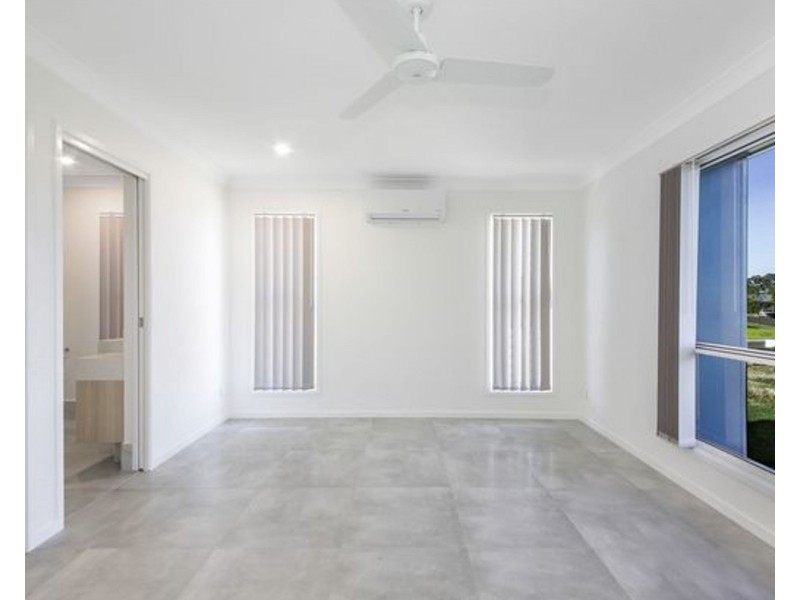 6 Dominic Drive, Logan Reserve QLD 4133