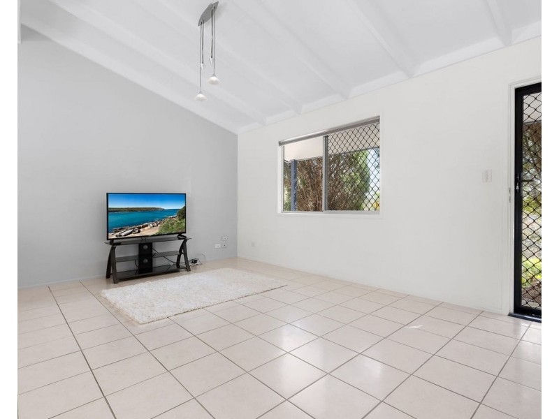53 Yarabah Crescent, Shailer Park QLD 4128