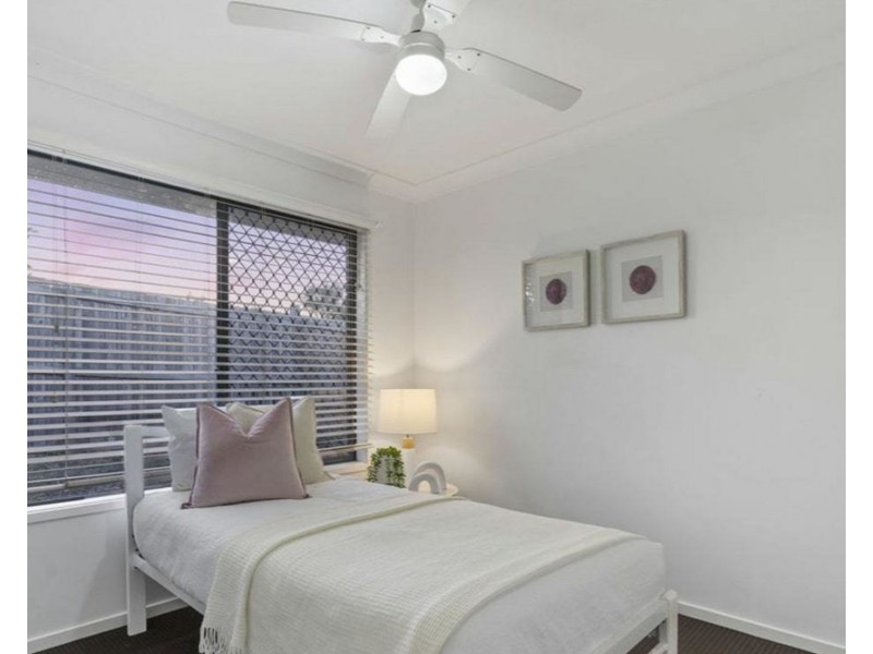 1 Mothership Drive, Berrinba QLD 4117