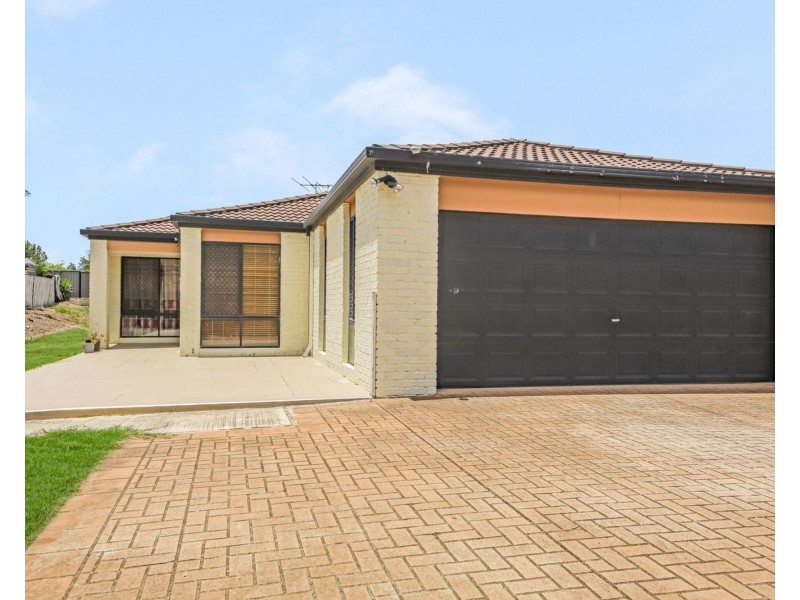 3 Cobalt Court, Griffin QLD 4503