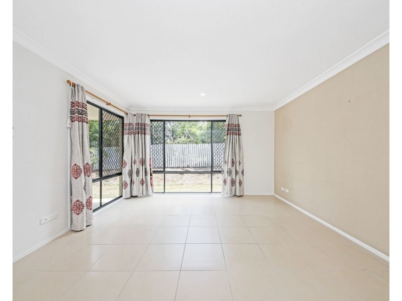 3 Cobalt Court, Griffin QLD 4503