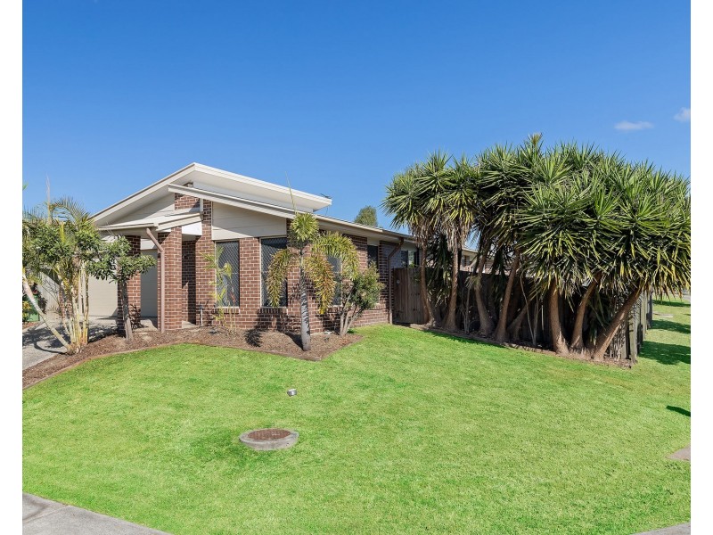 1 Drewett Avenue, Redbank Plains QLD 4301