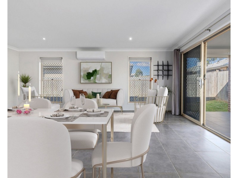 1 Drewett Avenue, Redbank Plains QLD 4301