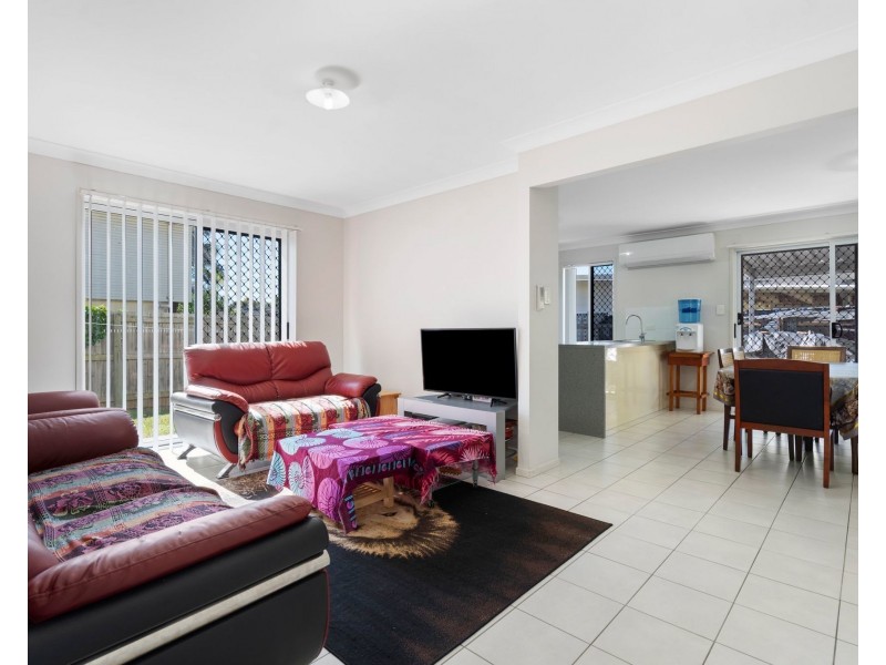 43 Myra Street, Kingston QLD 4114
