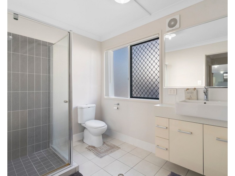 43 Myra Street, Kingston QLD 4114