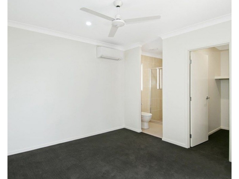 11 Chalk Street, Yarrabilba QLD 4207