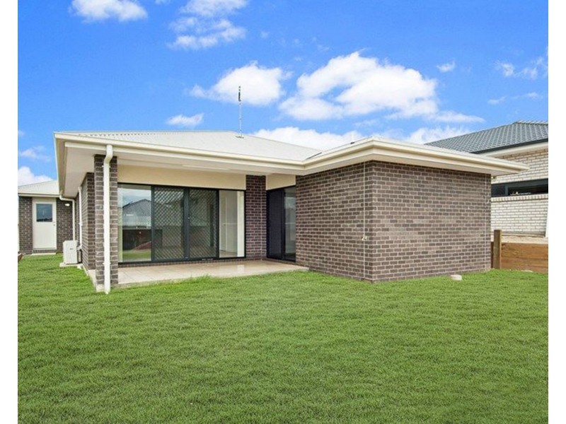 11 Chalk Street, Yarrabilba QLD 4207