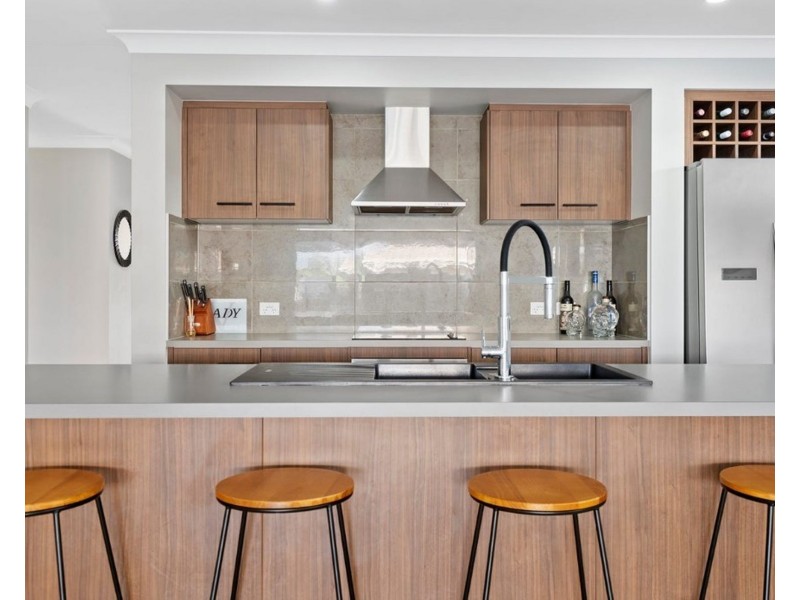 30 Landsdowne Drive, Ormeau Hills QLD 4208